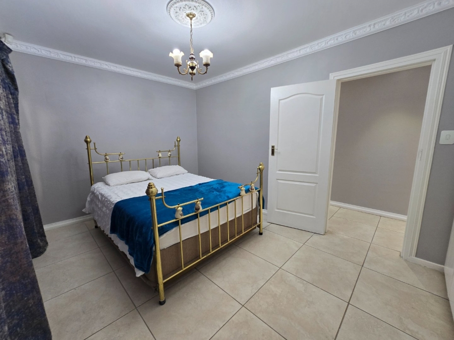 5 Bedroom Property for Sale in Heuwelsig Free State